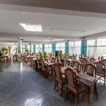 West An Der Saechsischen Weinstrasse ホテル 3*