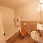 West An Der Sächsischen Weinstrasse 3*