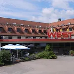 ホテル West An Der Saechsischen Weinstrasse 3*