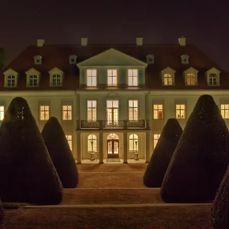 Hotel West An Der Saechsischen Weinstrasse Radebeul