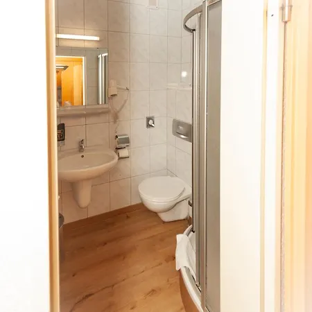 West An Der Saechsischen Weinstrasse Radebeul