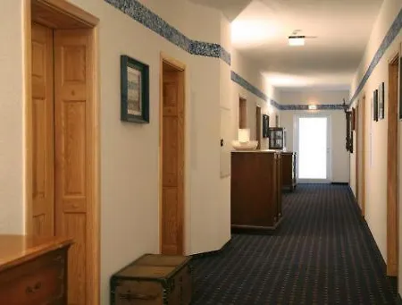 Hotel West An Der Saechsischen Weinstrasse Radebeul