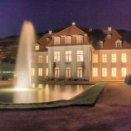 West An Der Saechsischen Weinstrasse Hotel