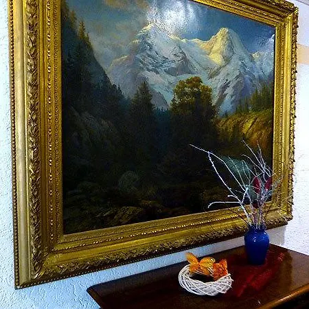 Hotel West An Der Saechsischen Weinstrasse 3*