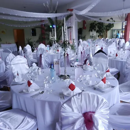 West An Der Saechsischen Weinstrasse 3*