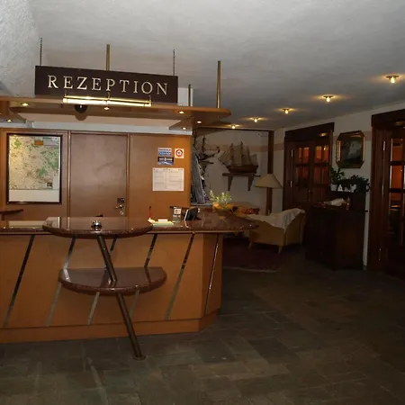 West An Der Saechsischen Weinstrasse Hotel Radebeul