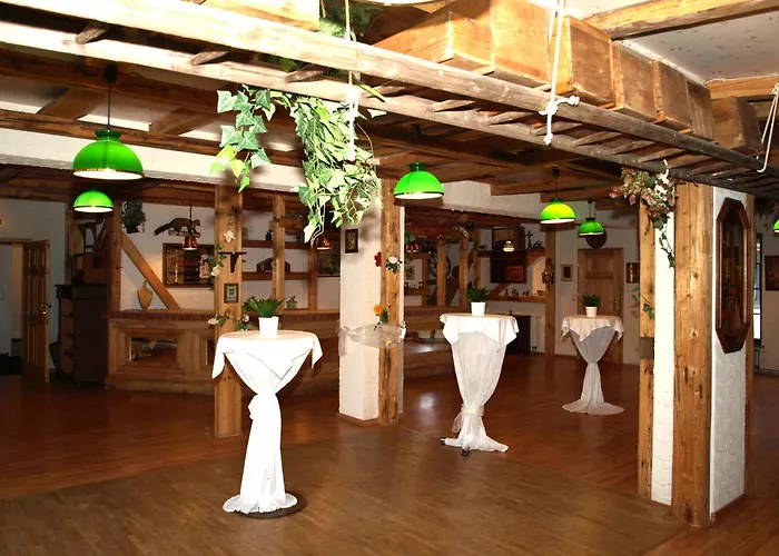 West An Der Saechsischen Weinstrasse Hotel 3*